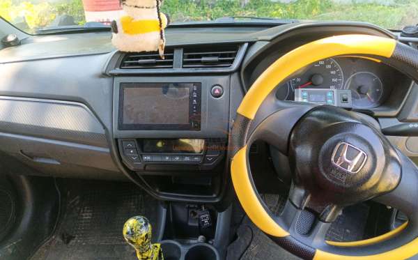 HONDA BRIO