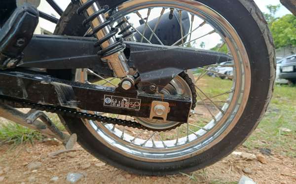 HONDA CB 150 Verza