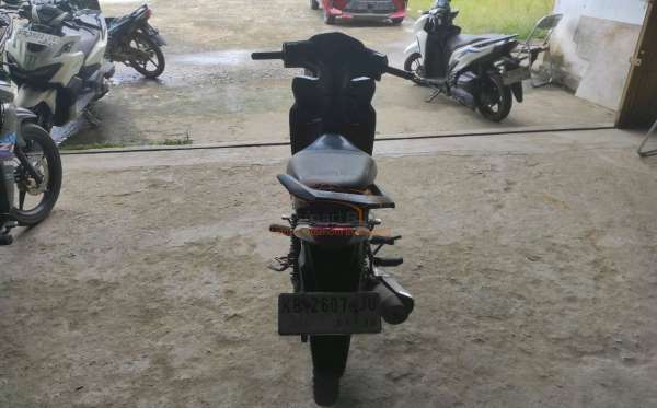 HONDA  REVO