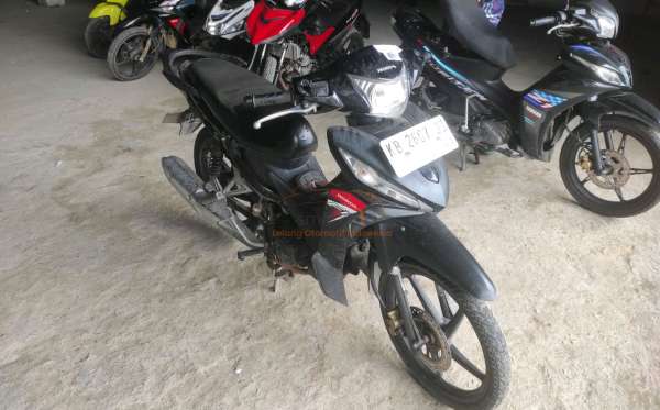 HONDA  REVO