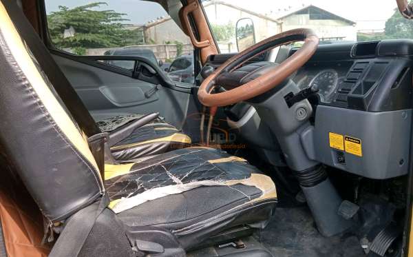 MITSUBISHI CANTER FE 75