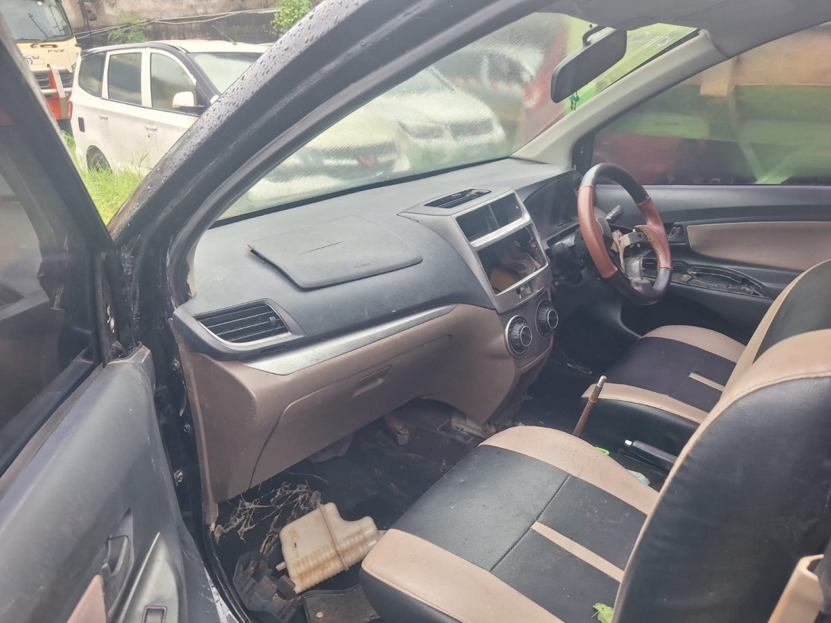 TOYOTA AVANZA 1.3 G