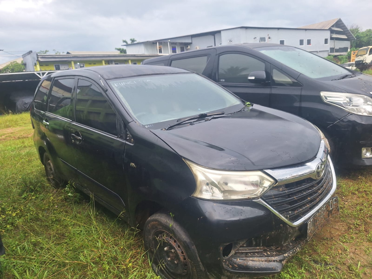 TOYOTA AVANZA 1.3 G