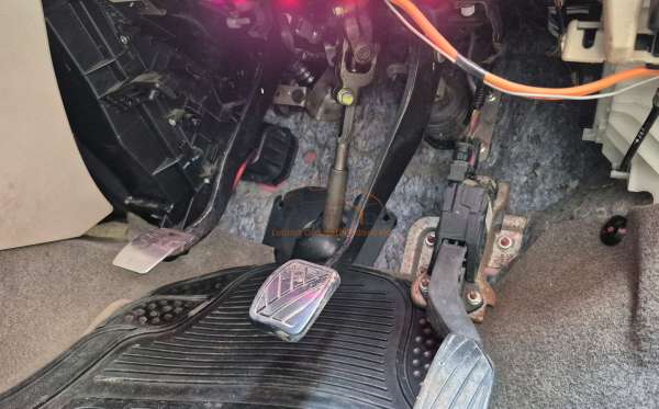 SUZUKI  ERTIGA