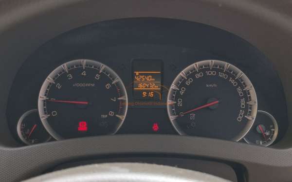 SUZUKI  ERTIGA
