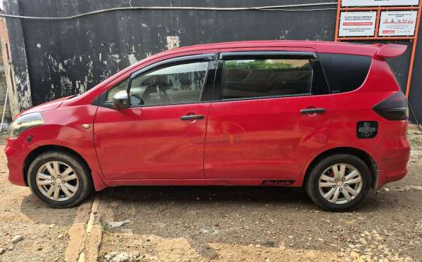 SUZUKI  ERTIGA