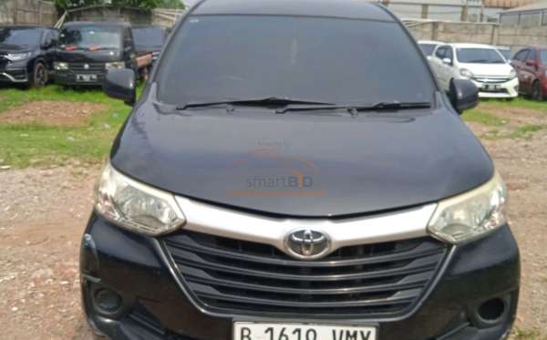 TOYOTA AVANZA 1.3 E
