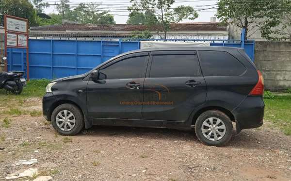 TOYOTA AVANZA 1.3 E