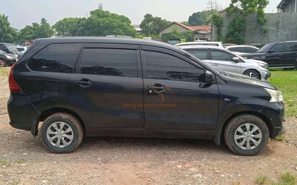TOYOTA AVANZA 1.3 E