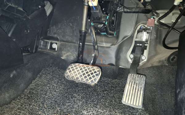 WULING ALMAZ 1.5 LT LUX CVT