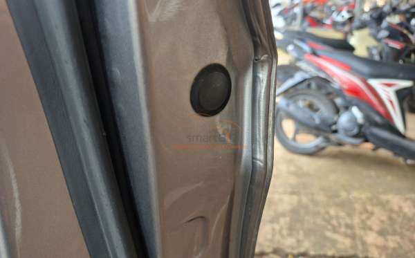 WULING ALMAZ 1.5 LT LUX CVT