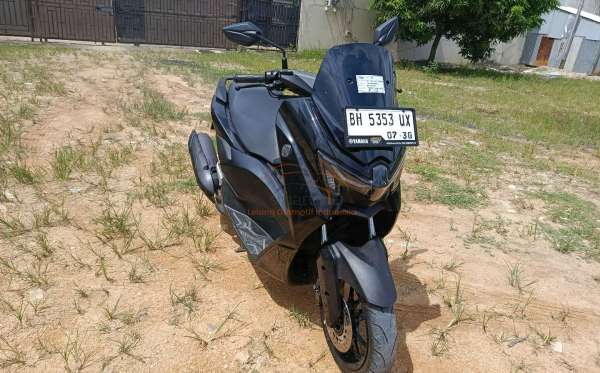 YAMAHA NMAX