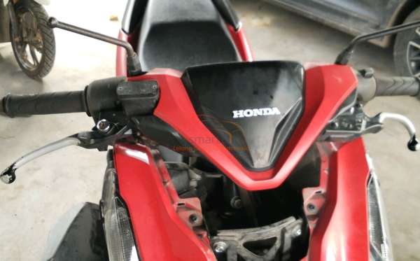 HONDA VARIO 125