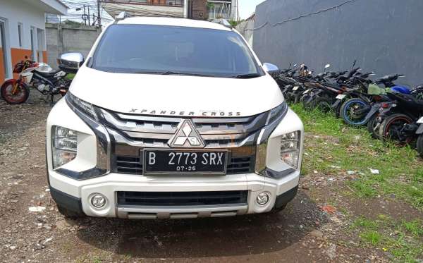 MITSUBISHI XPANDER CROSS 1.5 L
