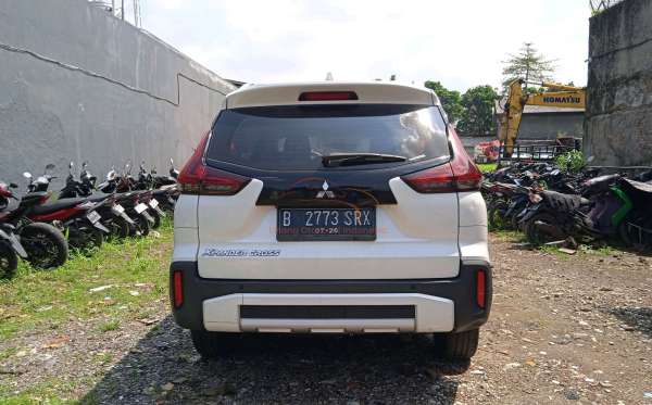 MITSUBISHI XPANDER CROSS 1.5 L