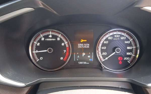 MITSUBISHI XPANDER CROSS 1.5 L
