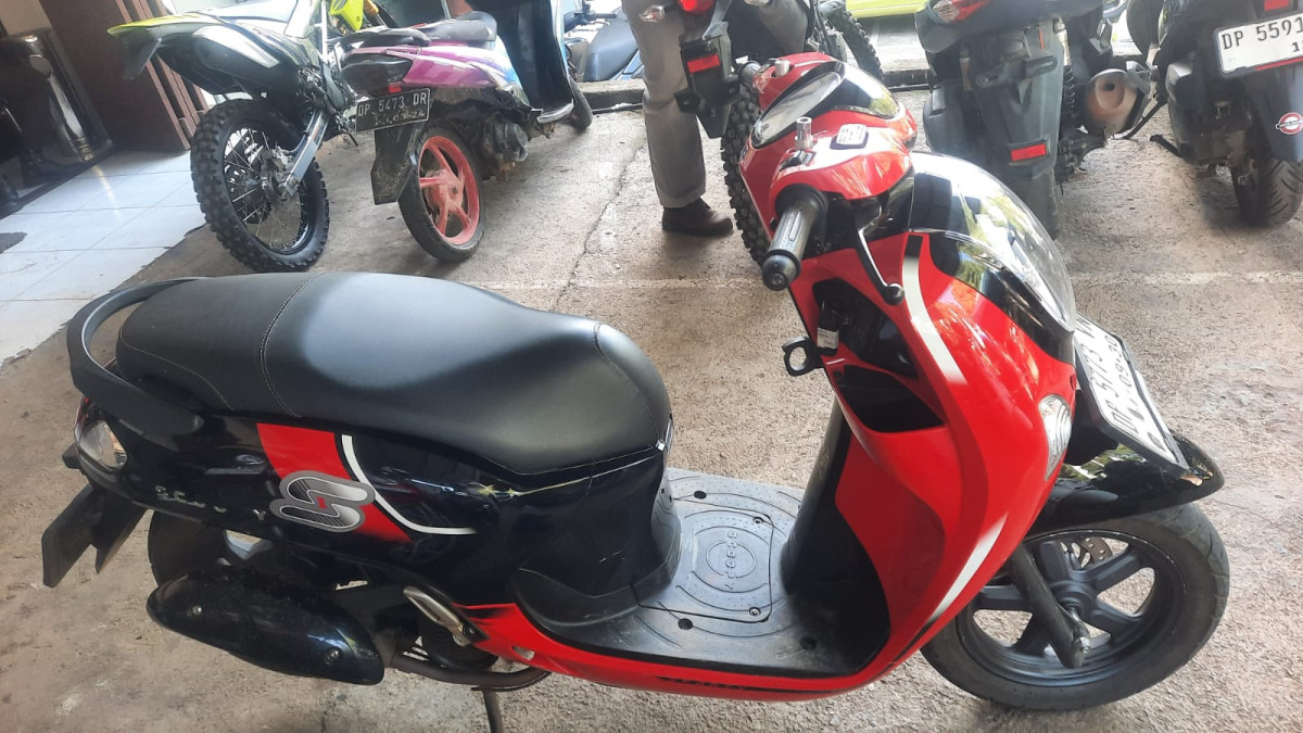 HONDA SCOOPY