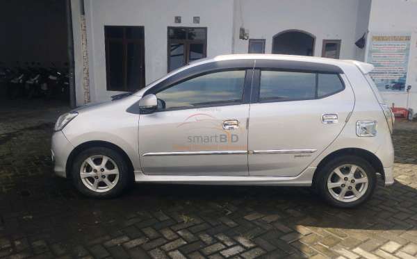 DAIHATSU AYLA 1.0 X