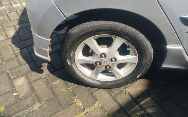 DAIHATSU AYLA 1.0 X
