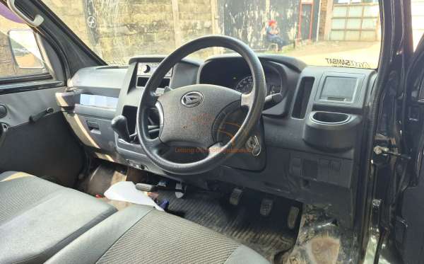 DAIHATSU GRAN MAX