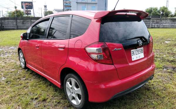 HONDA  JAZZ  GE8 1.5 E