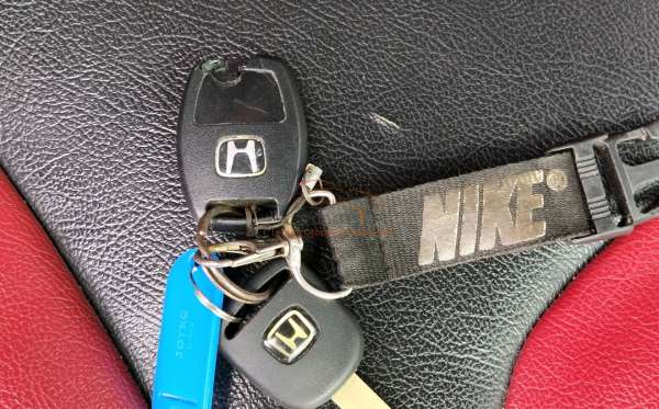 HONDA  JAZZ  GE8 1.5 E