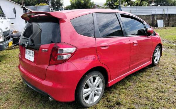 HONDA  JAZZ  GE8 1.5 E