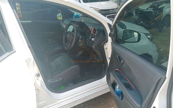 HONDA  MOBILIO  DD4 1.5 RS
