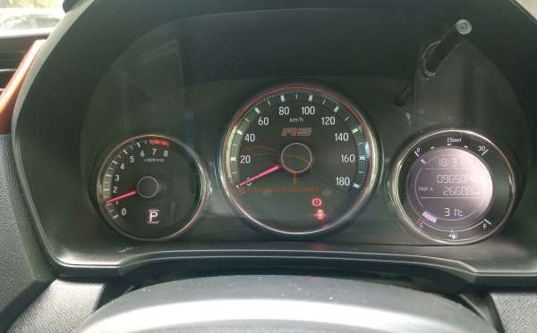 HONDA  MOBILIO  DD4 1.5 RS