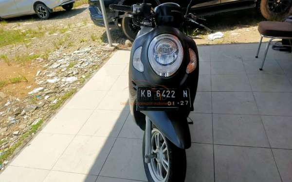 HONDA SCOOPY CW