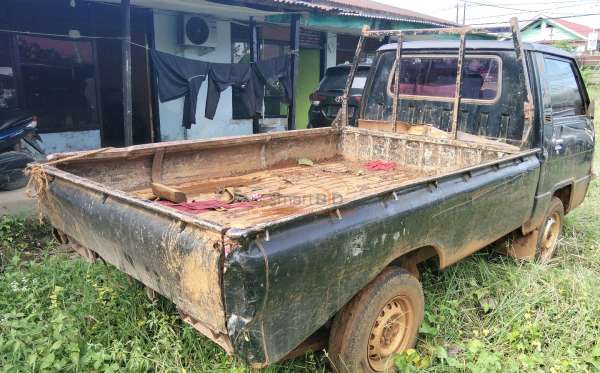 MITSUBISHI  L 300 L300 PU FB-R (4X2)