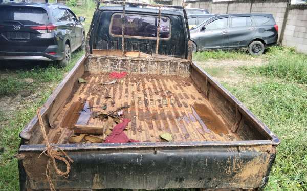 MITSUBISHI  L 300 L300 PU FB-R (4X2)