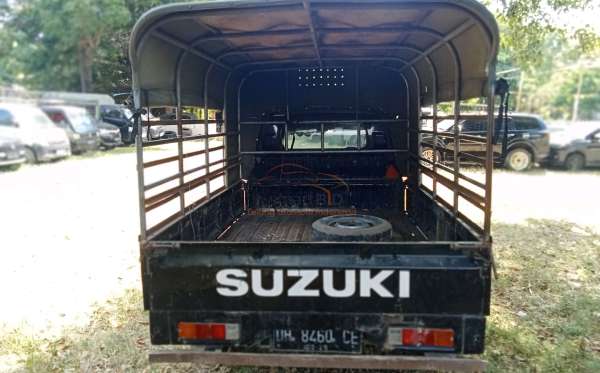 SUZUKI MEGA CARRY PU