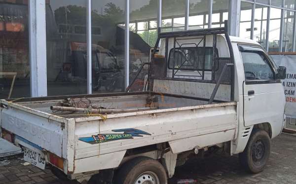 SUZUKI  ST 150