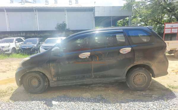 TOYOTA AVANZA VELOZ