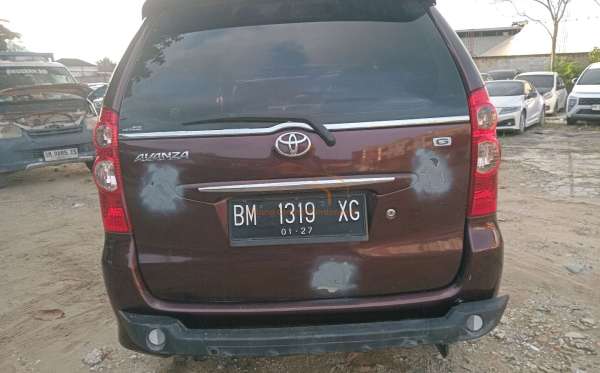 TOYOTA AVANZA
