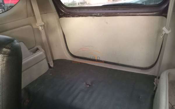 TOYOTA AVANZA