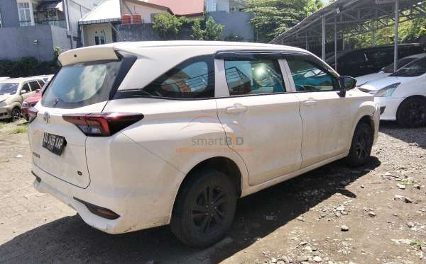 TOYOTA AVANZA 1.3 E