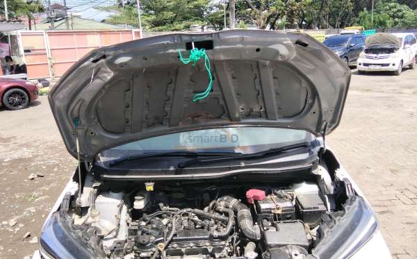 TOYOTA AVANZA 1.3 E