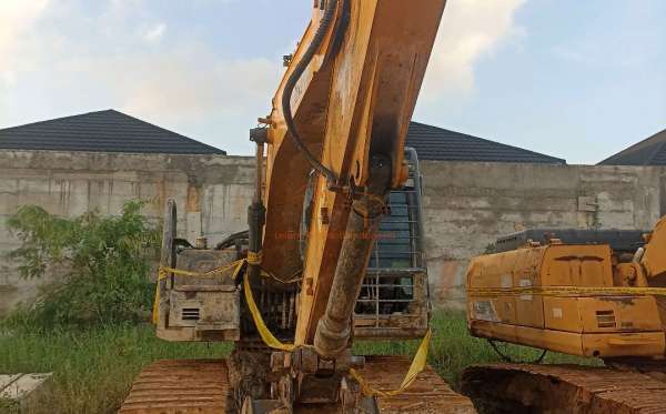 XCMG XCMG EXCAVATOR XE135F