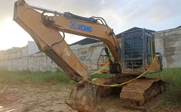 XCMG XCMG EXCAVATOR XE135F