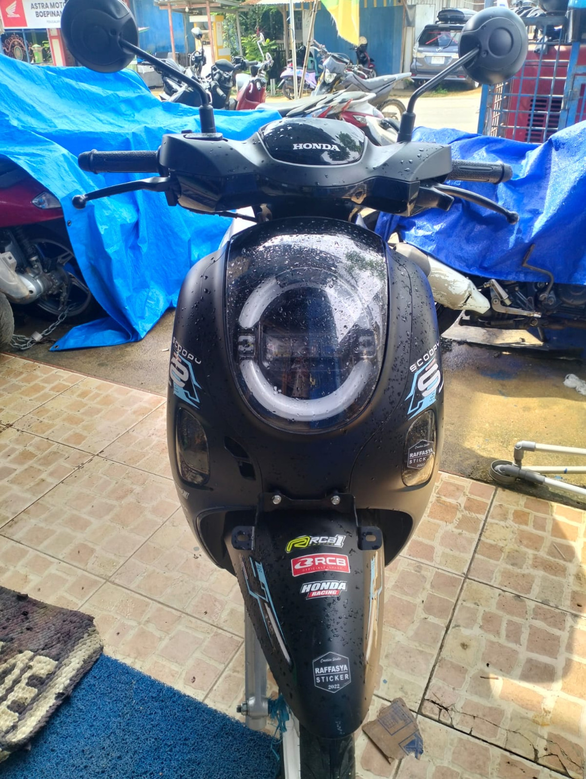 HONDA  SCOOPY