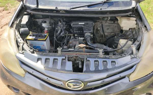 DAIHATSU  XENIA