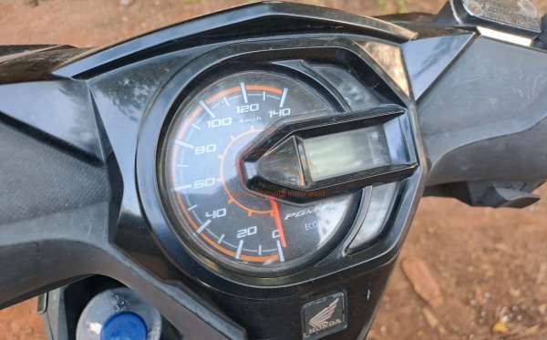 HONDA  BEAT