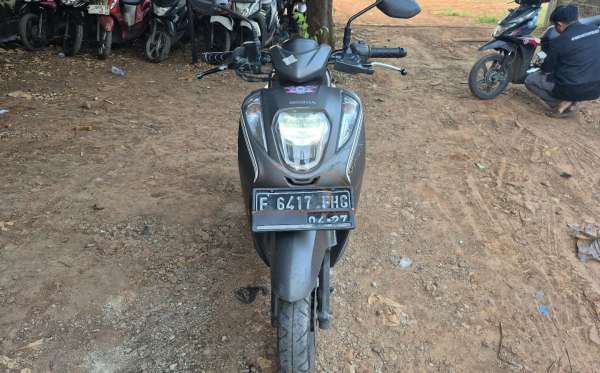HONDA GENIO CBS
