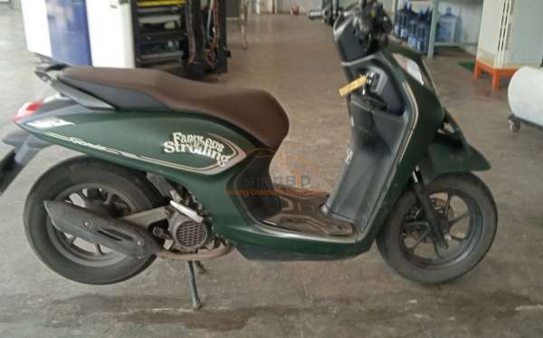 HONDA  GENIO