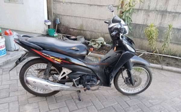 HONDA REVO