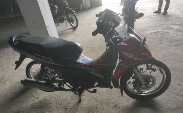 HONDA REVO X