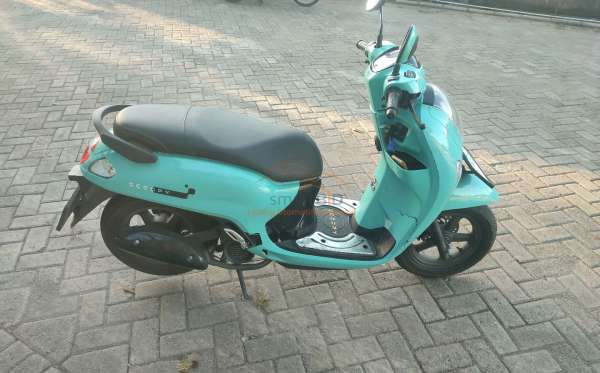 HONDA SCOOPY