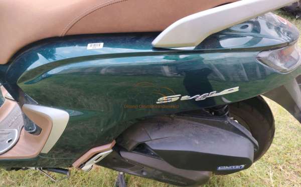 HONDA  STYLO